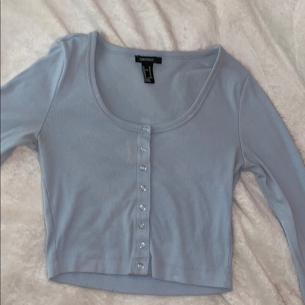 baby blue cropped button front top